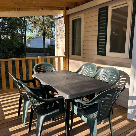 Кемпінг Joli Mobil-home Spacieux, Climatise, 3 *
